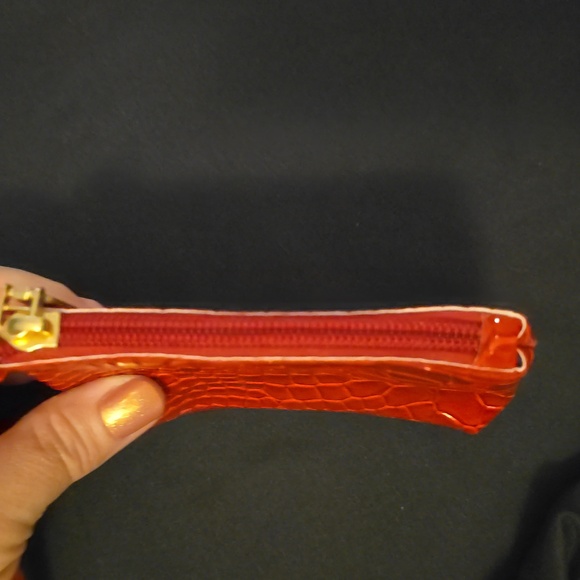 Red Mini Purse - Picture 3 of 4